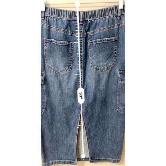 Stitch Star cargo denim skirt. Size M. - Picture 4 of 5